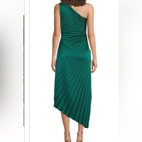 NWT $100 Dress Forum Green Formal  Dress with pleats one shoulder size M - Picture 9 of 11